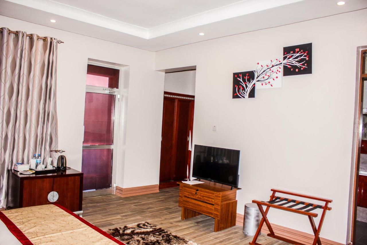 Sea View Beach Resort Lindi Bagian luar foto