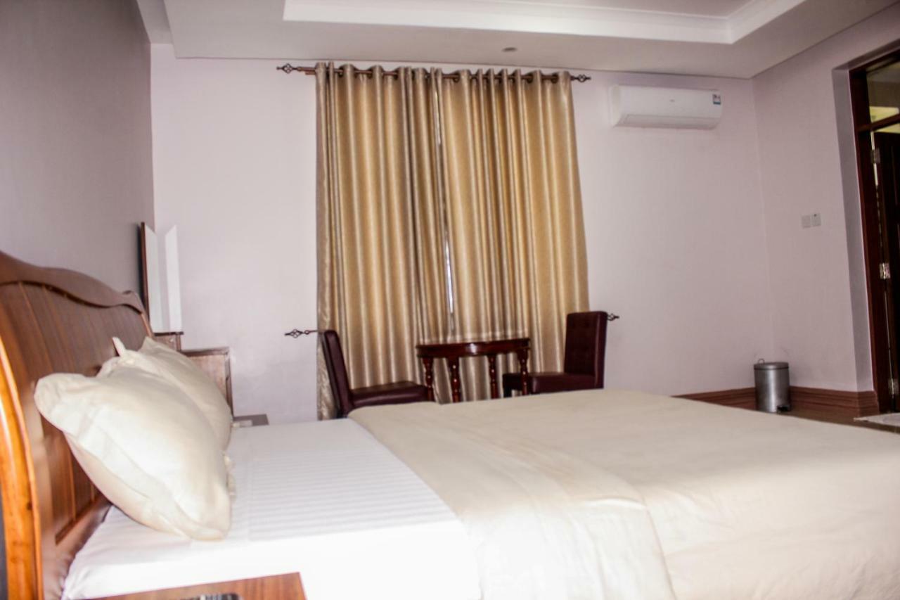 Sea View Beach Resort Lindi Bagian luar foto